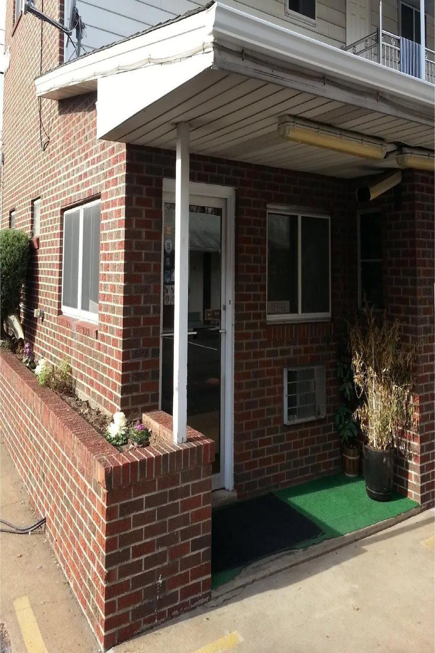 Americas Best Value Inn Avenel Woodbridge ภายนอก รูปภาพ